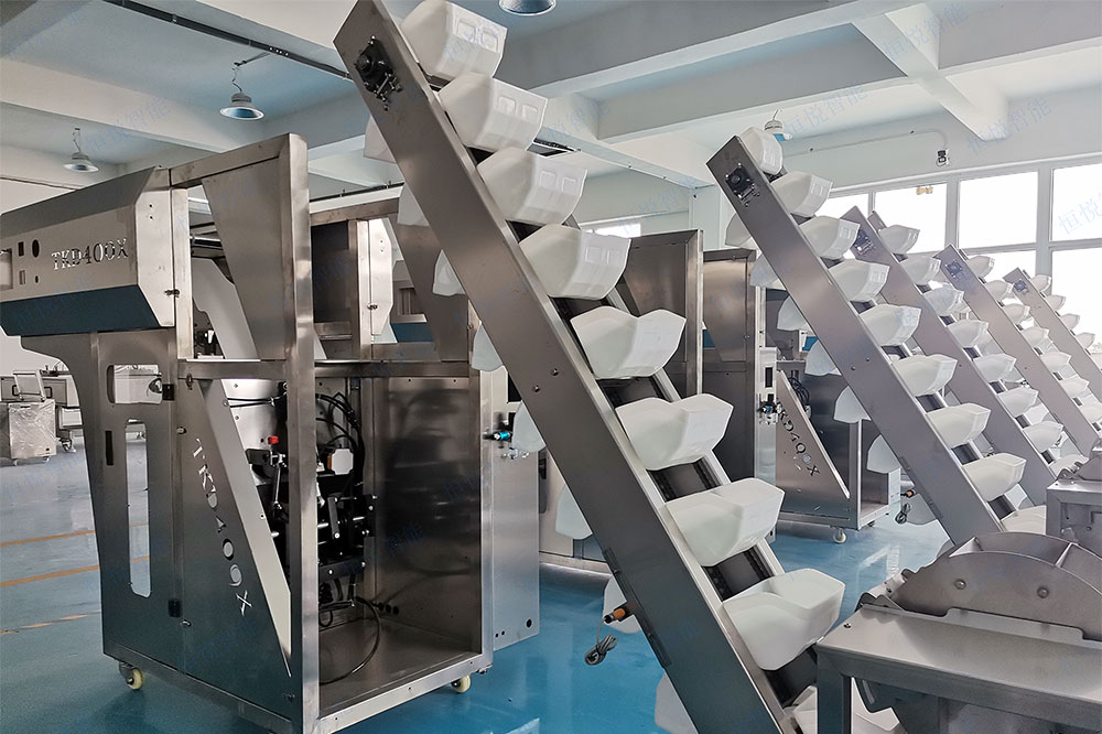 半自動濕粉條蜜桃久久久久久 半自動濕粉條蜜桃久久久久久