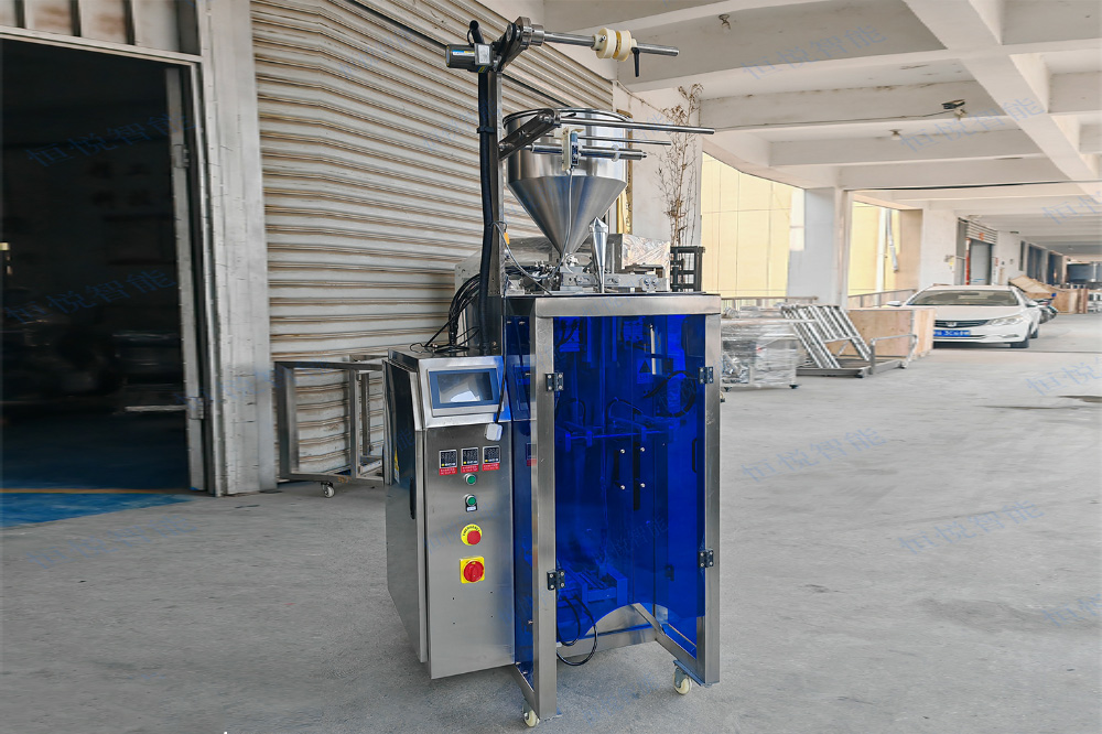 小型膏體蜜桃久久久久久