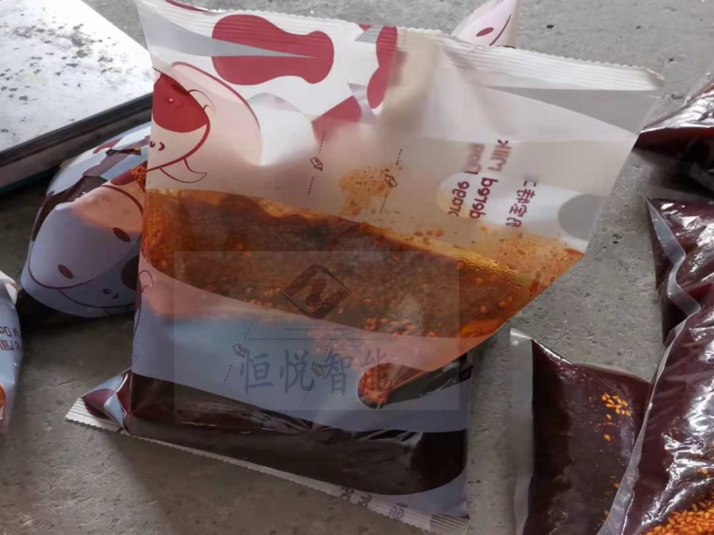 蜜桃久久久久久醬料袋